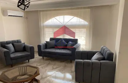 Apartment - 3 Bedrooms - 2 Bathrooms for sale in Degla Square - Degla - Hay El Maadi - Cairo