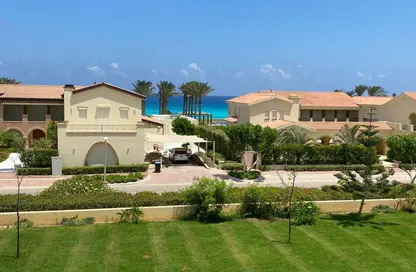 فيلا - 8 غرف نوم - 8 حمامات للايجار في مراسي - سيدي عبد الرحمن - الساحل الشمالي