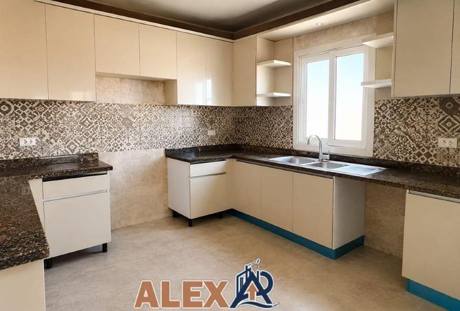 90182765 - صورة العقار 3