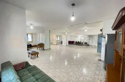 Shop - Studio for sale in Laurent - Hay Sharq - Alexandria