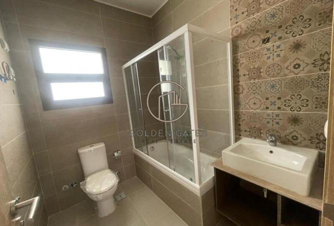 70056000 - Property Image 3