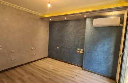 Apartment - 3 Bedrooms - 3 Bathrooms for rent in Tag Sultan - Ring Road - Cairo