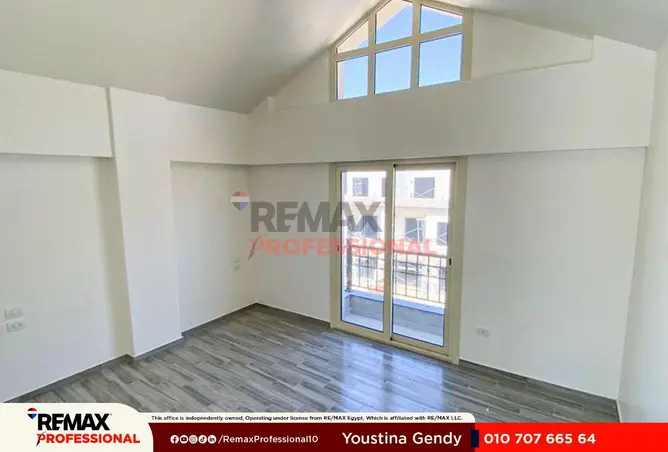 74309115 - Property Image 3