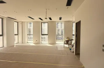 مساحات مكتبية - 4 غرف نوم - 2 حمامات للايجار في ميفيدا - كمبوندات التجمع الخامس - التجمع الخامس - مدينة القاهرة الجديدة - القاهرة