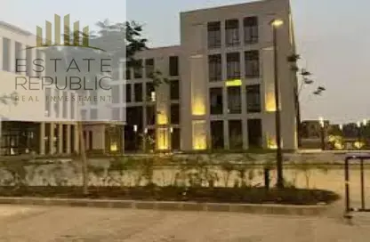 Office Space - 5 Bedrooms - 5 Bathrooms for sale in District 5 - 5th Settlement Compounds - The 5th Settlement - New Cairo City - Cairo