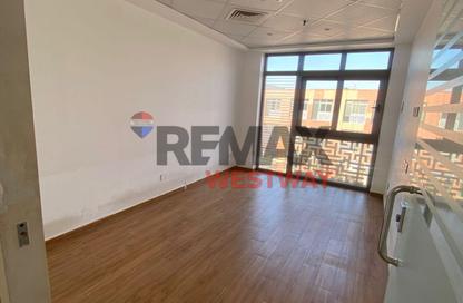 Office Space - Studio - 1 Bathroom for rent in The Courtyard - 12th District - Sheikh Zayed City - Giza