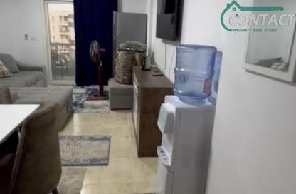 شقة - 2 غرف نوم - 1 حمام للايجار في B12 - مدينتي - القاهرة