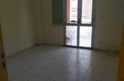 شقة - 3 غرف نوم - 2 حمامات للايجار في شارع عمرو بن العاص - الرحاب المرحلة الثانية - الرحاب - مدينة القاهرة الجديدة - القاهرة