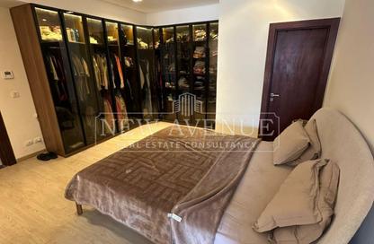 دوبلكس - 3 غرف نوم - 3 حمامات للبيع في ام سكوير جاردنز - كمبوندات التجمع الخامس - التجمع الخامس - مدينة القاهرة الجديدة - القاهرة