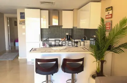 Apartment - 2 Bedrooms - 2 Bathrooms for sale in Hadayek Al Mohandessin - 4th District - Sheikh Zayed City - Giza