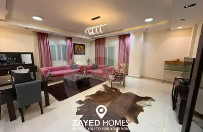 شقة - 3 غرف نوم - 3 حمامات للايجار في 6 ويست - بيفرلي هيلز - كمبوندات الشيخ زايد - الشيخ زايد - الجيزة