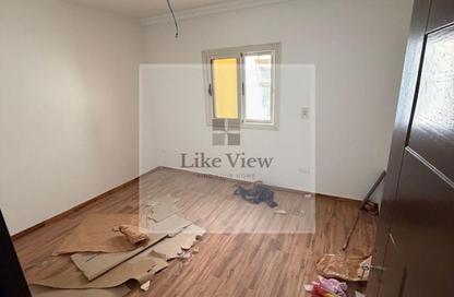Apartment - 3 Bedrooms - 1 Bathroom for sale in Gate 4 - Mena - Hadayek El Ahram - Giza