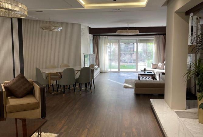 67734211 - Property Main Image