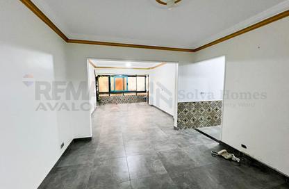 Apartment - 2 Bedrooms - 1 Bathroom for rent in Smouha - Hay Sharq - Alexandria