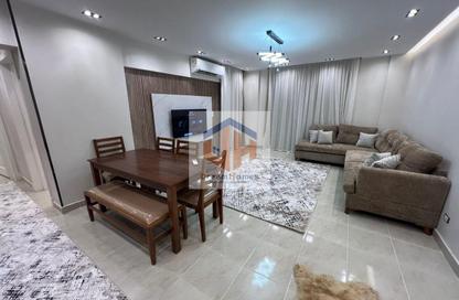 Apartment - 2 Bedrooms - 1 Bathroom for rent in Al Rehab - New Cairo City - Cairo