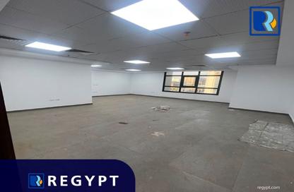 Office Space - Studio - 1 Bathroom for rent in South Gate Mall - South Teseen St. - The 5th Settlement - New Cairo City - Cairo