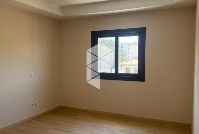 73507399 - Property Image 3