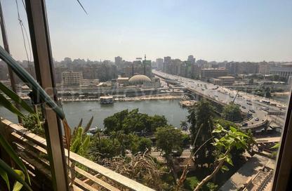 شقة - 4 غرف نوم - 4 حمامات للبيع في شارع المقريزي - الزمالك - القاهرة