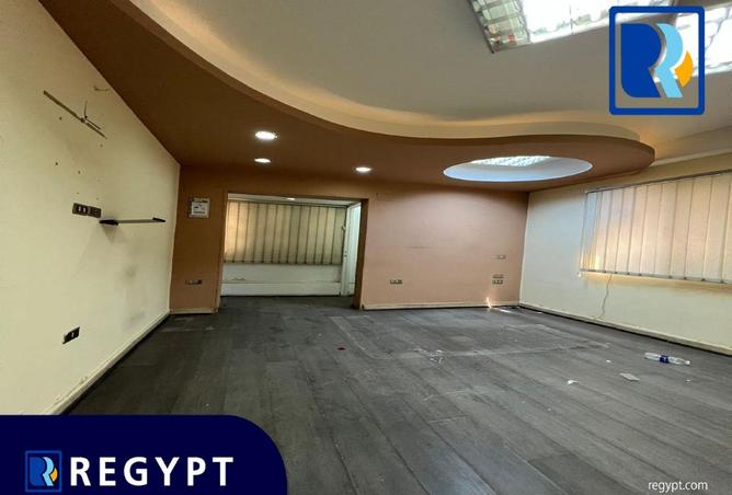 87832660 - Property Image 3