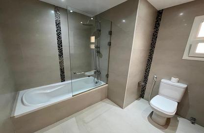 Apartment - 3 Bedrooms - 2 Bathrooms for sale in Sarayat Al Maadi - Hay El Maadi - Cairo