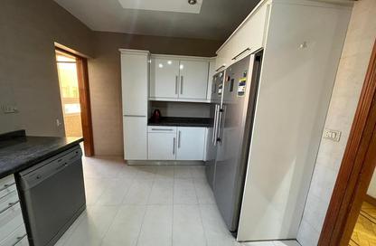 Apartment - 3 Bedrooms - 2 Bathrooms for sale in Sarayat Al Maadi - Hay El Maadi - Cairo