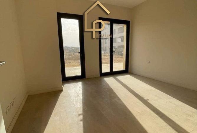 8593311 - Property Image 3