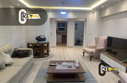 Apartment - 2 Bedrooms - 1 Bathroom for rent in El Rehab Extension - Al Rehab - New Cairo City - Cairo