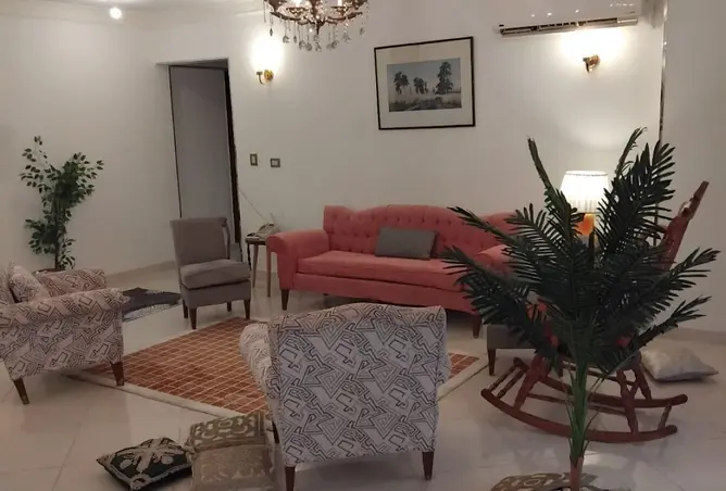 102898153 - Property Image 3