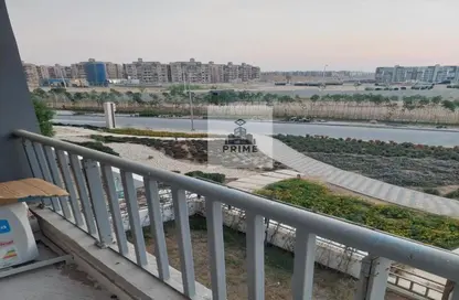 Apartment - 1 Bedroom - 2 Bathrooms for sale in Hyde Park - New Cairo City - Cairo