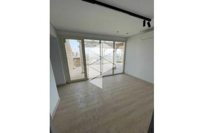 Office Space - 4 Bedrooms - 3 Bathrooms for rent in Al Gabalaya St. - Zamalek - Cairo