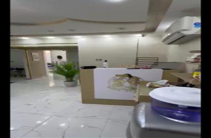 مكتب عمل جماعي - استوديو - 2 حمامات للايجار في شارع الدقي - الدقي - الجيزة