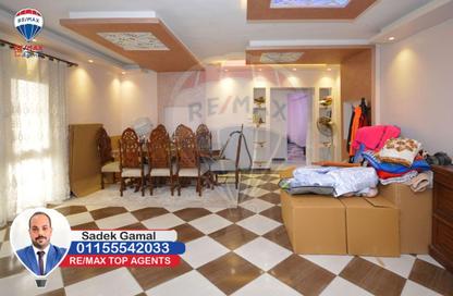 Apartment - 3 Bedrooms - 1 Bathroom for sale in Cleopatra - Hay Sharq - Alexandria