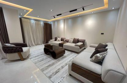 Apartment - 3 Bedrooms - 2 Bathrooms for rent in Hay El Manial - Cairo