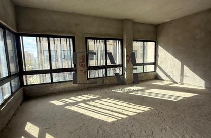 Office Space - Studio - 2 Bathrooms for sale in District 5 - 5th Settlement Compounds - The 5th Settlement - New Cairo City - Cairo Office Space - Studio - 2 Bathrooms for sale in District 5 - 5th Settlement Compounds - The 5th Settlement - New Cairo City - Cairo