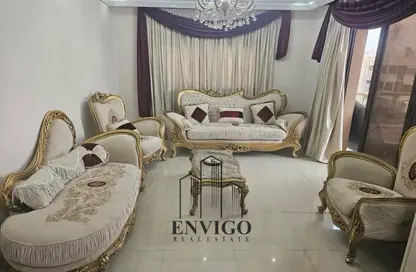 Apartment - 3 Bedrooms - 2 Bathrooms for sale in Gamal Al Din Dewidar St. - 8th Zone - Nasr City - Cairo