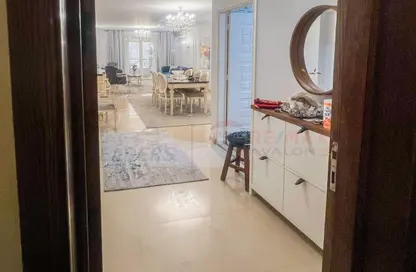 شقة - 3 غرف نوم - 2 حمامات للبيع في سموحة الجديدة - سموحة - حي شرق - الاسكندرية