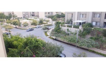 شقة - 2 غرف نوم - 2 حمامات للبيع في فيلدج جيت - المستثمرين الجنوبية - مدينة القاهرة الجديدة - القاهرة