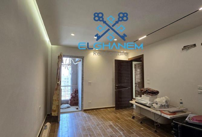 85589563 - Property Image 3