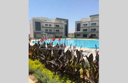 Chalet - 2 Bedrooms - 2 Bathrooms for sale in Aroma Beach - Al Ain Al Sokhna - Suez