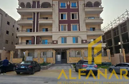 Apartment - 3 Bedrooms - 2 Bathrooms for sale in North Lotus - El Lotus - New Cairo City - Cairo