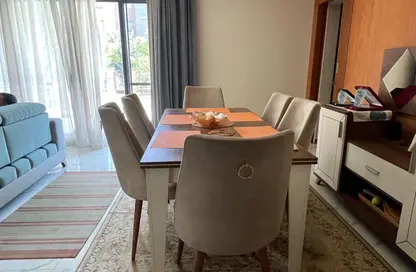 Apartment - 3 Bedrooms - 2 Bathrooms for sale in District 5 - 5th Settlement Compounds - The 5th Settlement - New Cairo City - Cairo