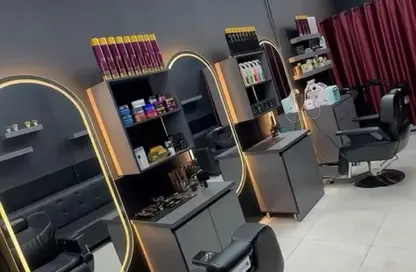 محل تجاري - استوديو - 1 حمام للايجار في شارع ال ٩٠ الجنوبي - شارع التسعين الجنوبي - التجمع الخامس - مدينة القاهرة الجديدة - القاهرة