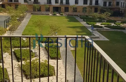 Apartment - 3 Bedrooms - 3 Bathrooms for sale in The Courtyards - Sheikh Zayed Compounds - Sheikh Zayed City - Giza