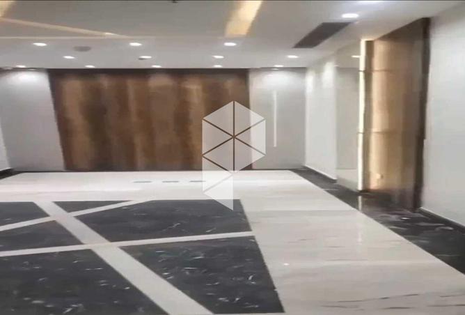 70371642 - صورة العقار 2