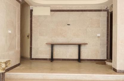 Apartment - 3 - 2 for sale in 2nd Neighborhood - 1st Area - Shorouk City - Cairo