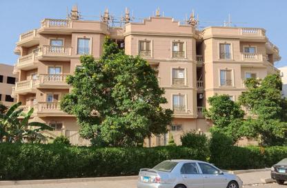 Apartment - 3 - 2 for sale in 2nd Neighborhood - 1st Area - Shorouk City - Cairo