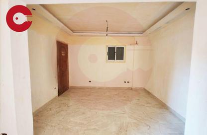 Apartment - 2 Bedrooms - 1 Bathroom for sale in La Vison St. - Bolkly - Hay Sharq - Alexandria