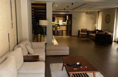 Apartment - 3 Bedrooms - 3 Bathrooms for sale in Eastown - 5th Settlement Compounds - The 5th Settlement - New Cairo City - Cairo