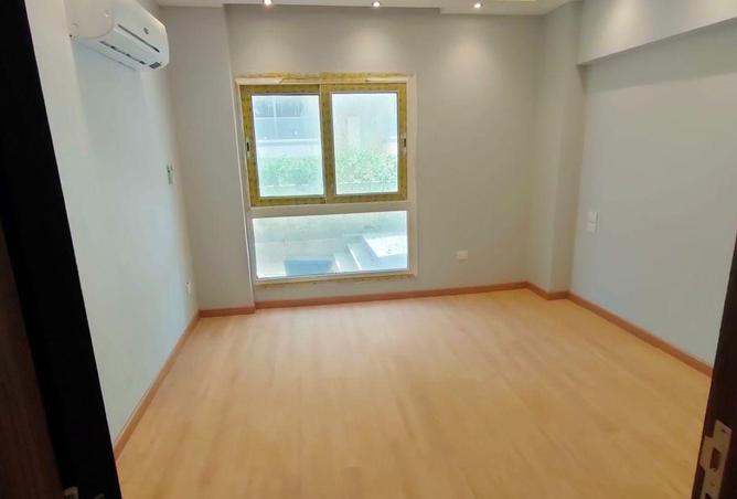 69302330 - Property Image 2