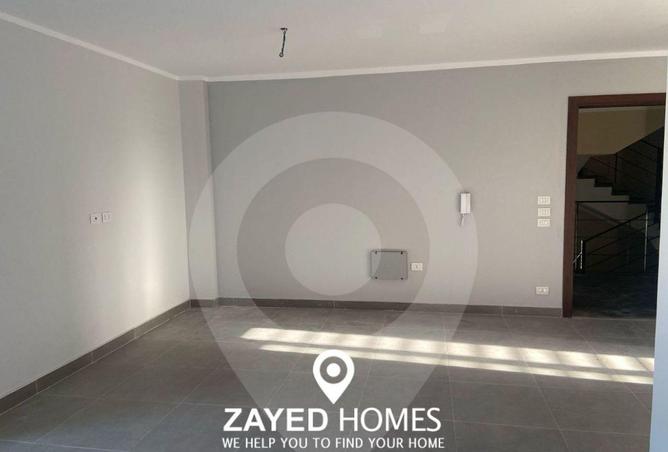 8711489 - Property Image 3